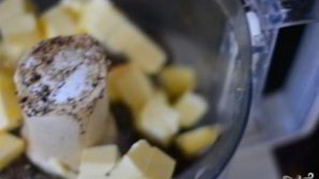 канапе с паштетом