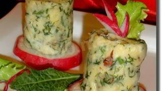 Канапе сыр с грецким орехом Башенки