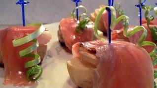 Картофельные канапе с рыбой