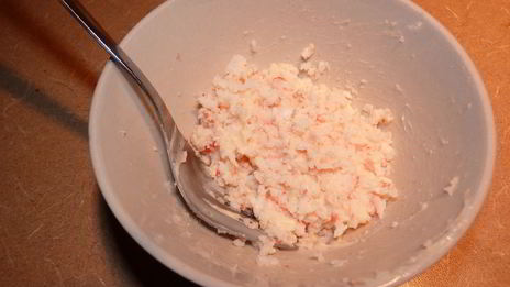 нежные канапе с копченым лососем