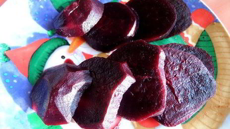 рыбное канапе на маринованных яйцах