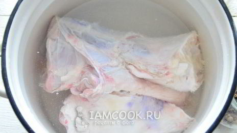 холодец из говяжьих ножек