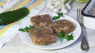 Холодец из свиных ножек и говядины