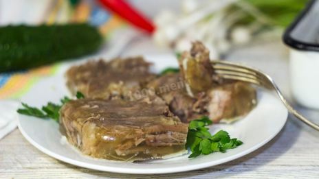 холодец из свиных ножек и говядины