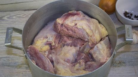 холодец из свиных ножек и говядины