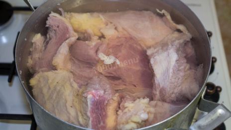 холодец из свиных ножек и говядины