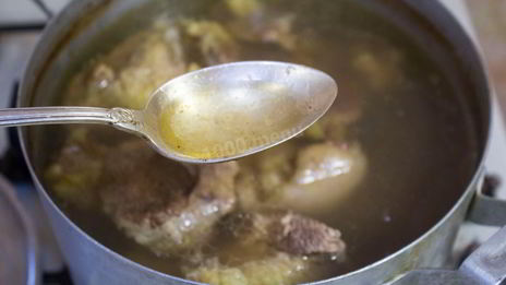 холодец из свиных ножек и говядины