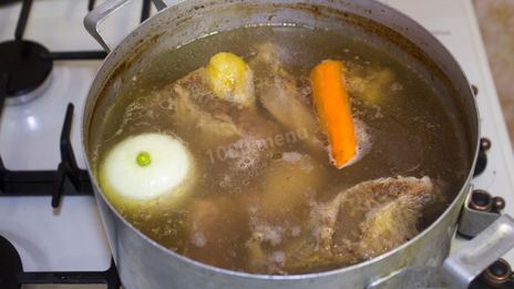 холодец из свиных ножек и говядины