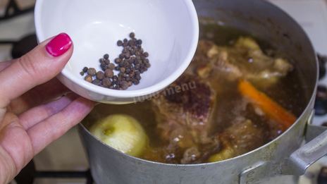 холодец из свиных ножек и говядины