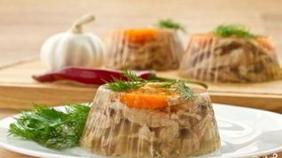 Холодец в формочках