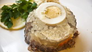 Холодец в мультиварке Борк