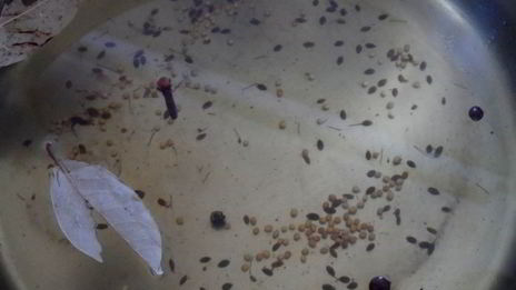 консервированные помидоры с луком и болгарским перцем