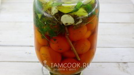 консервированные помидоры с виноградом