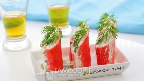 крабовые палочки, фаршированные творогом и зеленью