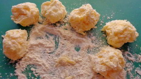 легкая сырная закуска во французском духе