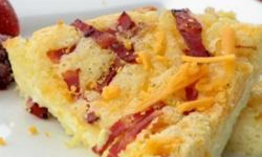 Рецепт быстрый пирог-омлет с беконом