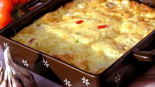 Фриттата Осенняя с лососем, сладким перцем и луком-пореем