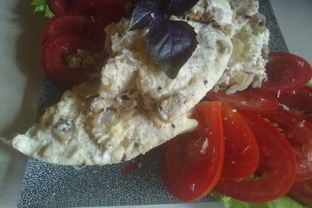 Фриттата с тилапией и грибами