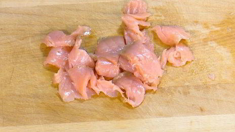 испанский омлет с картофелем, семгой и укропом