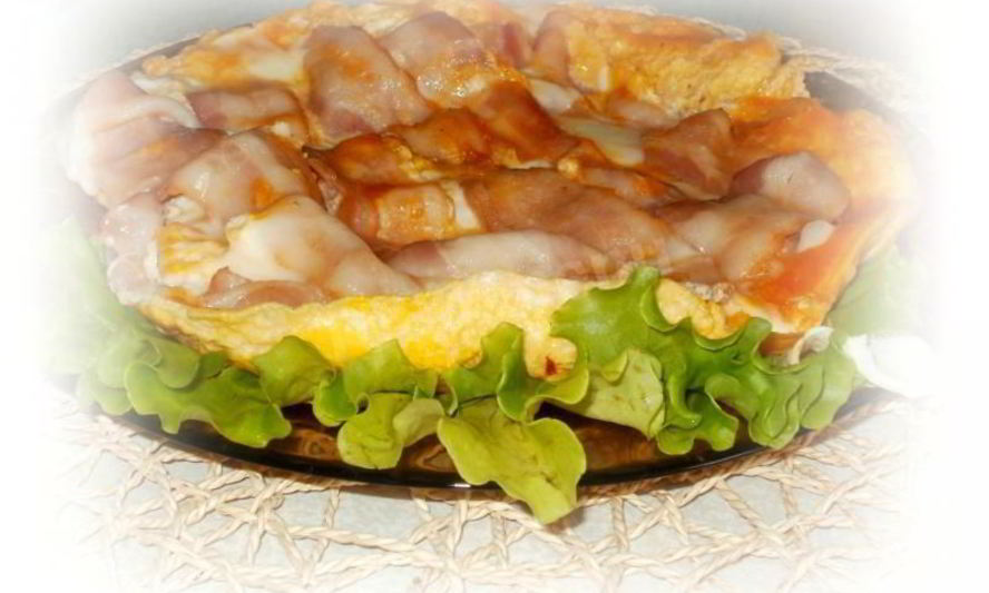 Рецепт классический омлет с беконом