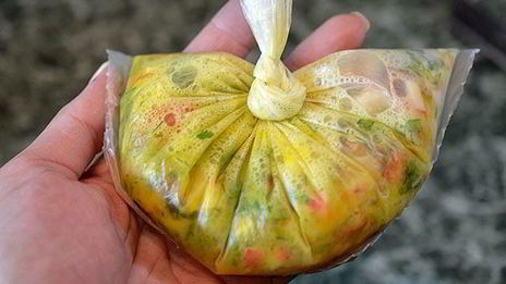 крабовый омлет в пакете