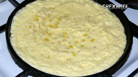 мексиканский омлет с кукурузой