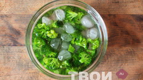 омлет с брокколи