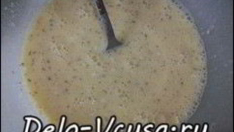 омлет с картошкой, сосисками, зеленью и плавлеными сырками в духовке