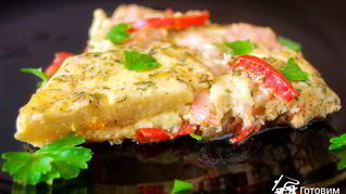 Омлет с креветками и овощами