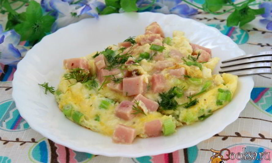 Рецепт омлет с ветчиной и зеленым луком