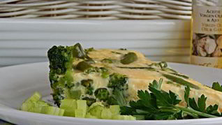 Омлет в мультиварке Скарлет