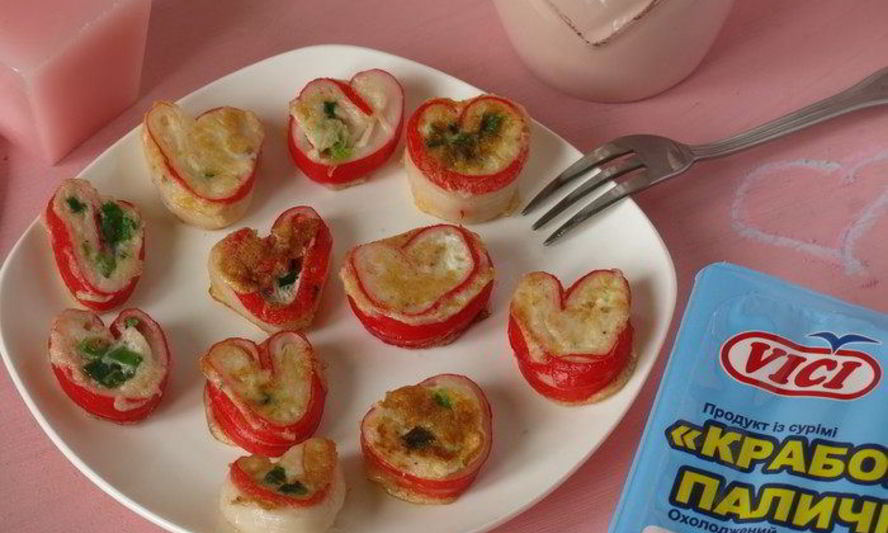 Рецепт омлетики сердца с крабовыми палочками