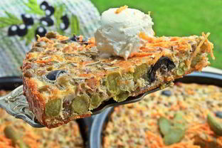 Омлеты с гречкой и маслинами