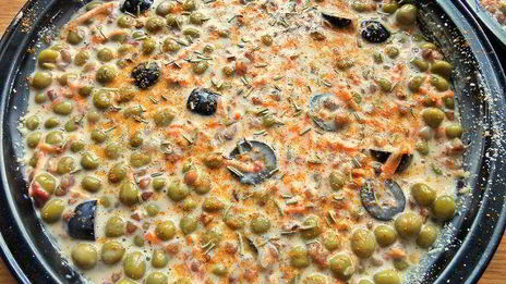 омлеты с гречкой и маслинами