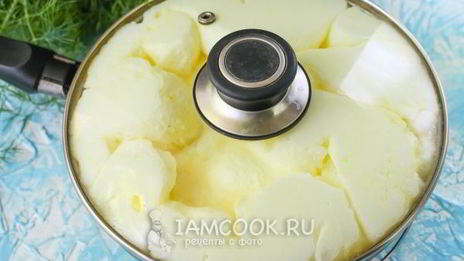 воздушный омлет на сковороде