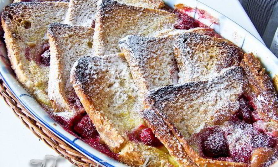 Рецепт запеченный омлет с ягодами