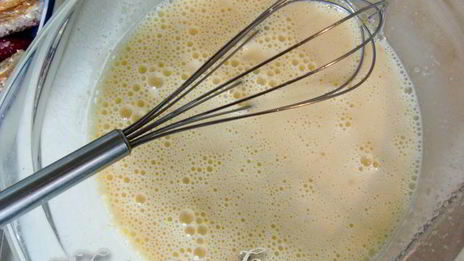 запеченный омлет с ягодами