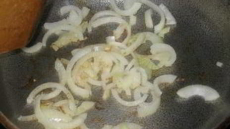 фасолевый паштет с карамелизированным луком и имбирем