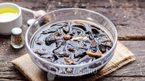 паштет из фасоли с сушеными грибами