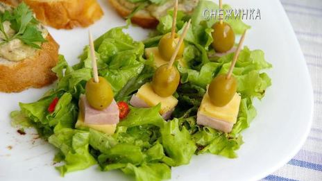 сырный паштет из цукини с миндалем