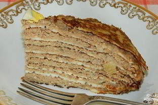 Блинный торт с печенью