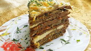 Печеночный торт с грибами