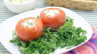 Помидоры фаршированные сыром