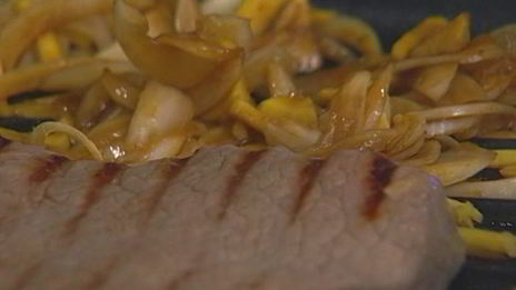 рисовая вермишель с маринованной говядиной