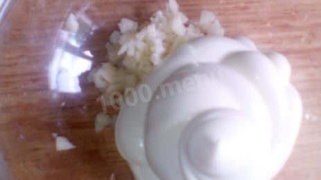 чикен ролл с капустой и огурцами