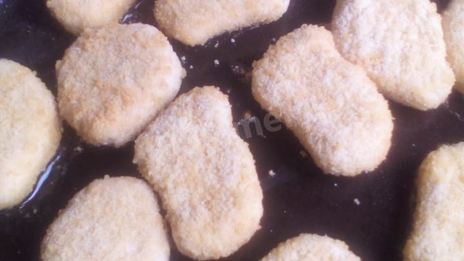 чикен ролл с капустой и огурцами