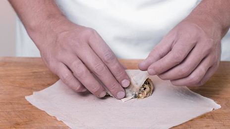 китайские роллы с курицей и грибами