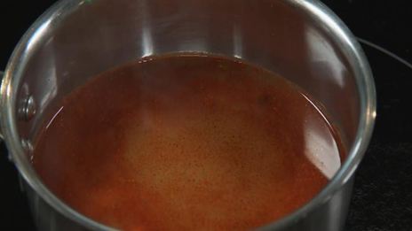 креветочные роллы с инжиром и острым апельсиновым соусом