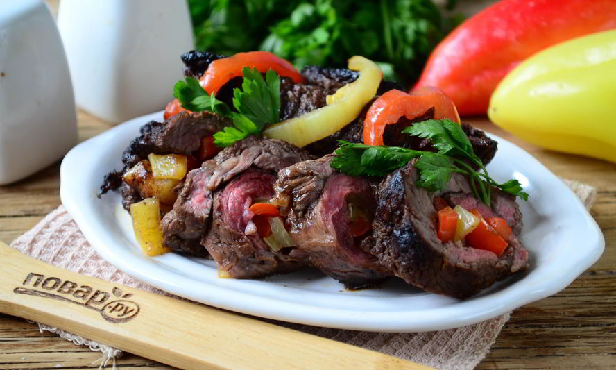 Рецепт мясные роллы, фаршированные овощами