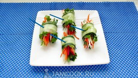 овощные роллы с огурцом и авокадо